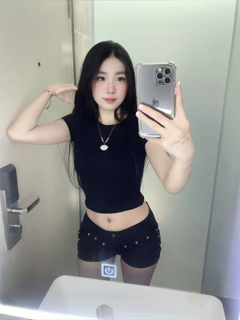 Rose Penang escort photo